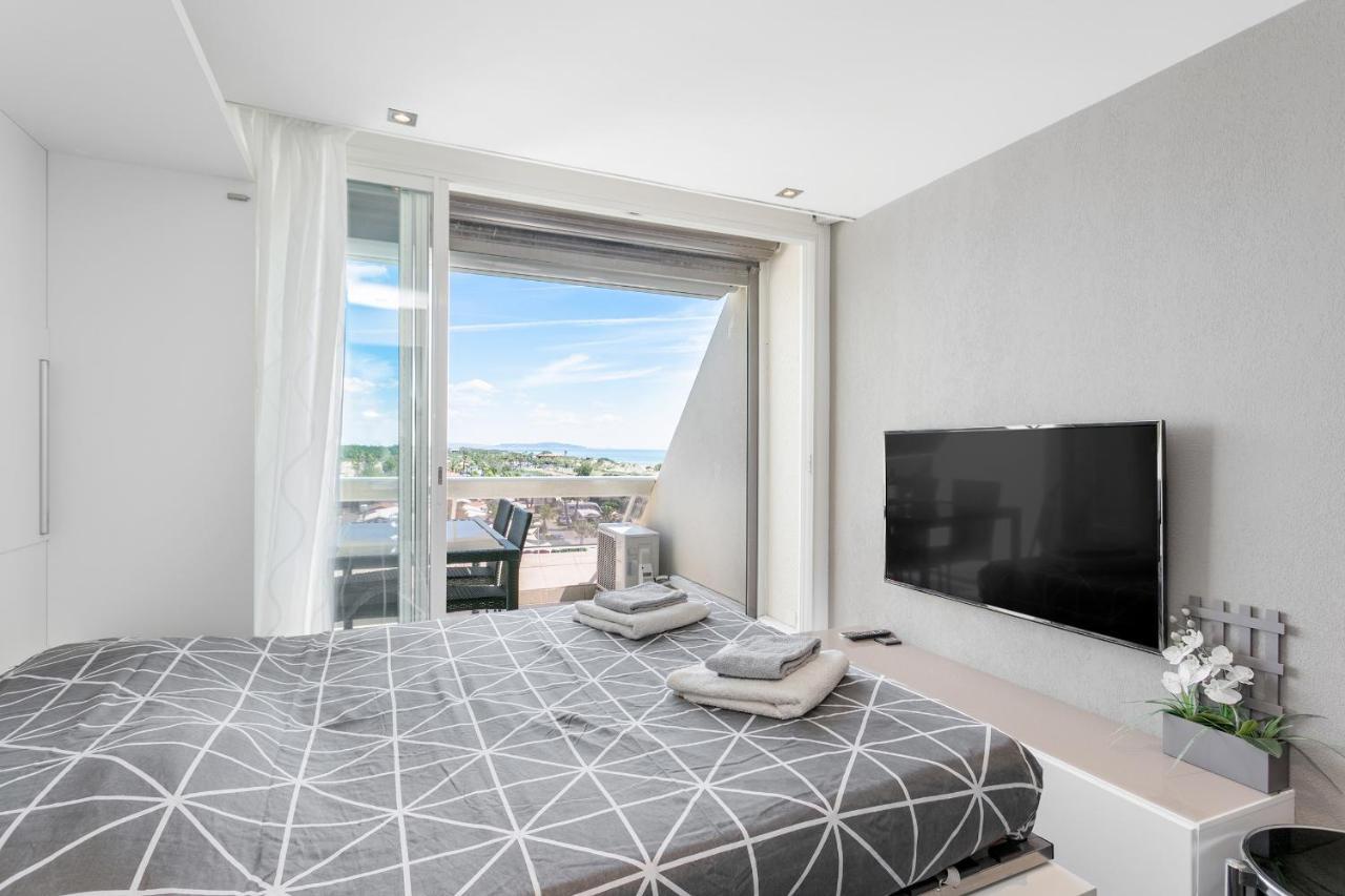 Village Naturiste R4N - Le Blue Light Heliopolis Sea View Luxe Agde Bagian luar foto