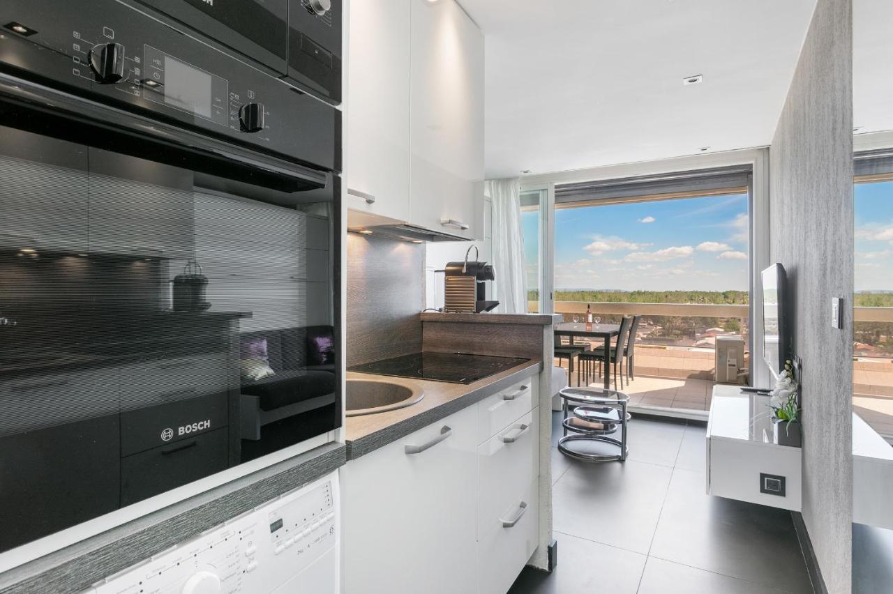 Village Naturiste R4N - Le Blue Light Heliopolis Sea View Luxe Agde Bagian luar foto